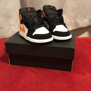 Toddler Jordan 1’s